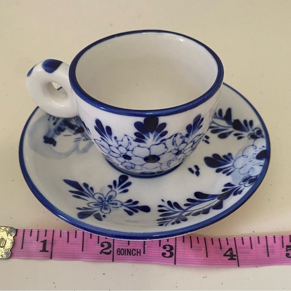Delft Floral Blue and White Teacup and Saucer Set - Picture 2 of 10